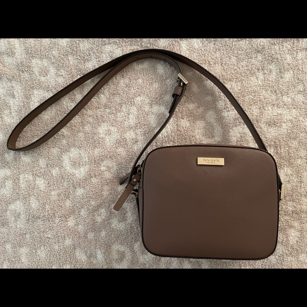 TAUPE KATE SPADE CROSSBODY